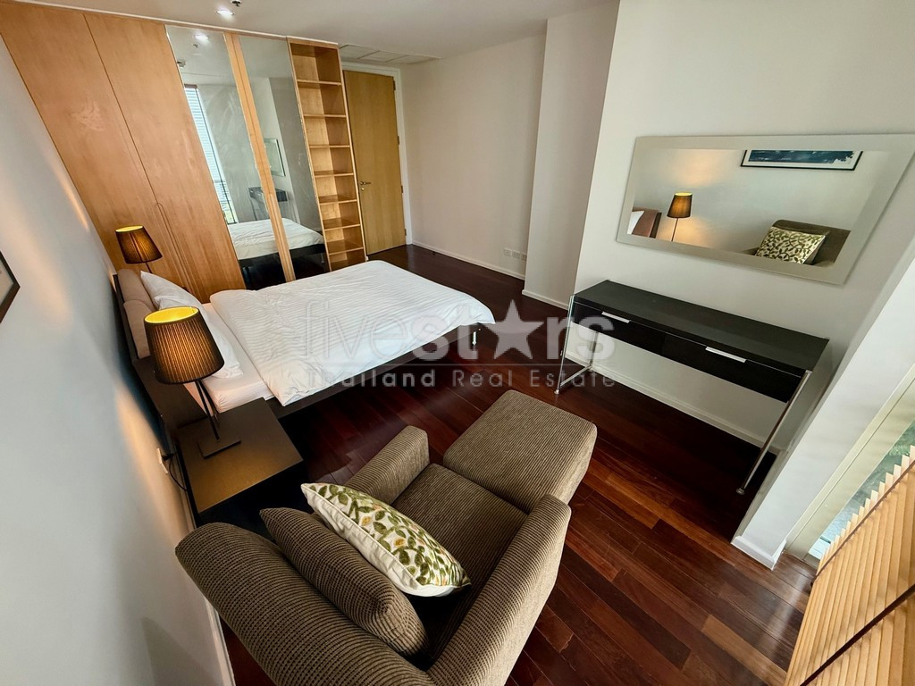 2-bedroom spacious condo for sale close to BTS Saladaeng, photo 17