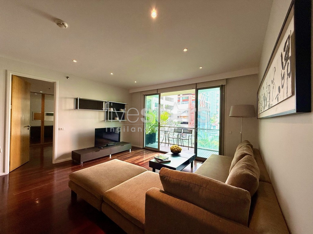 2-bedroom spacious condo for sale close to BTS Saladaeng, photo 5