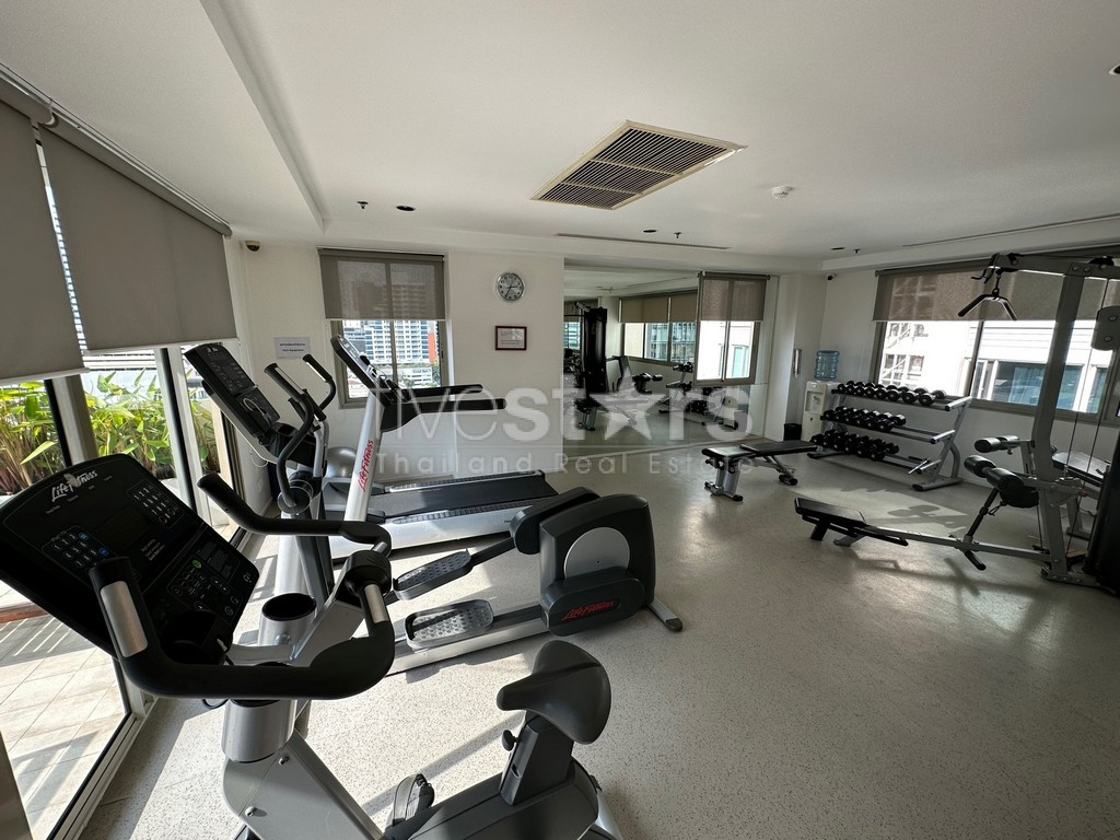 2-bedroom spacious condo for sale close to BTS Saladaeng, photo 20