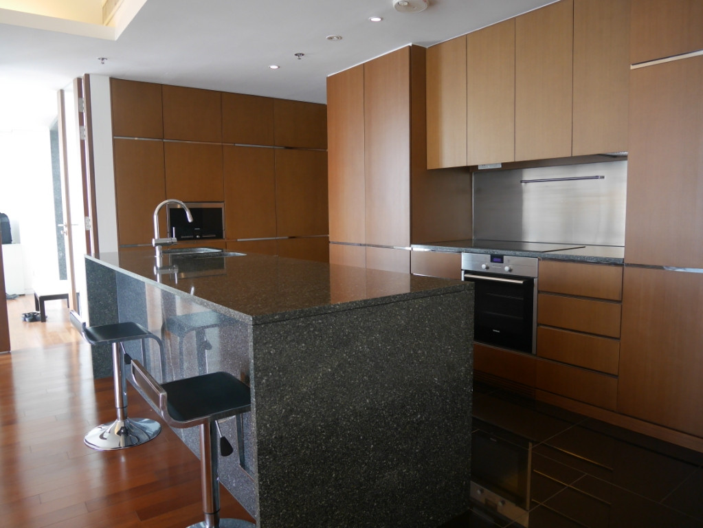 Elégant condo de 2 chambres Central Rajadamri, photo 2