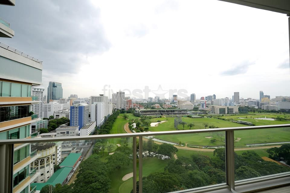 Beautiful unit 2 bedrooms condo for rent near BTS Ratchadamri, photo 2