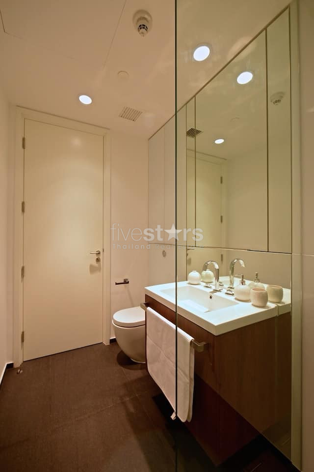 Beautiful unit 2 bedrooms condo for rent near BTS Ratchadamri, photo 19