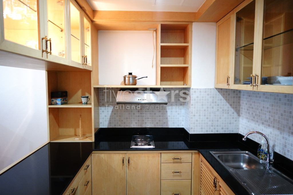 Large 1 bedroom condo for rent in Ratchadamri, photo 4