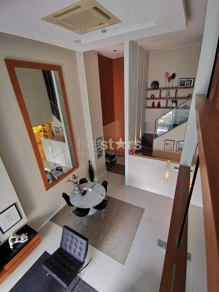 2 bedroom duplex condo for sale close to Ratchadamri BTS station, photo 12