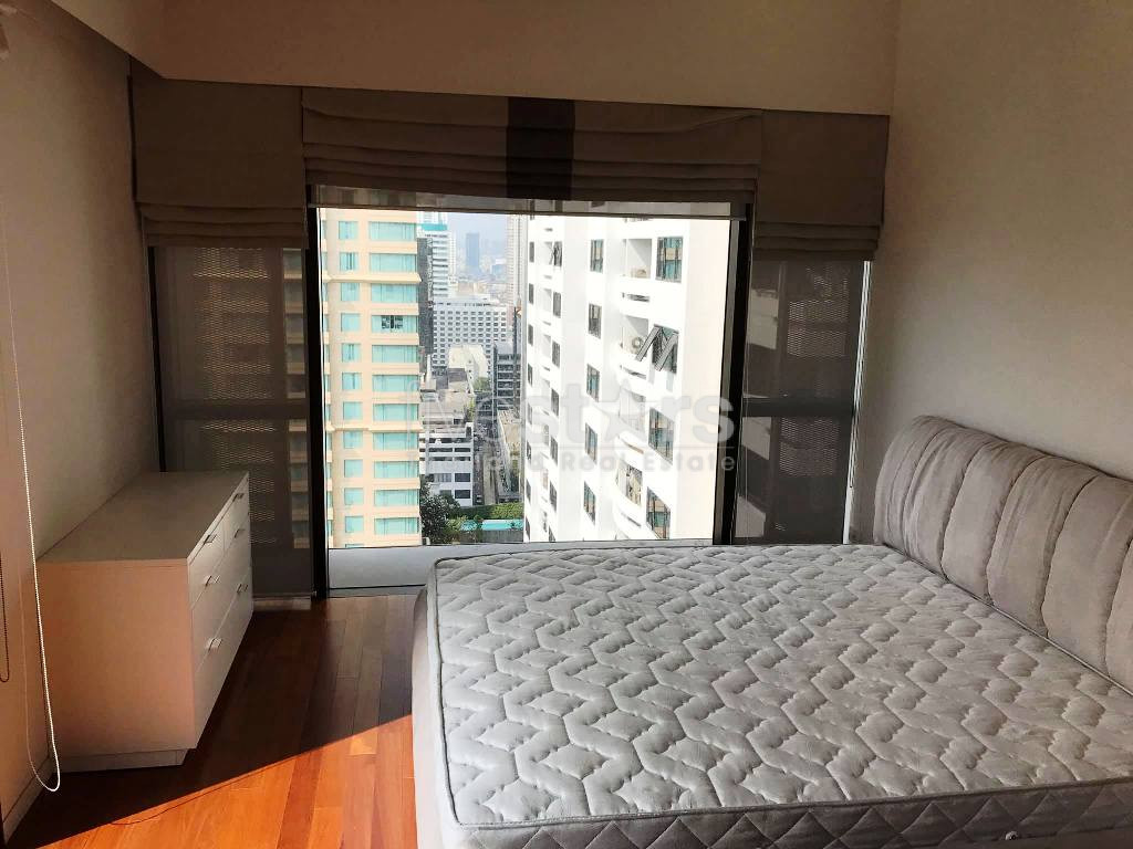 2 bedrooms condo for rent near BTS Ratchadamri, photo 7