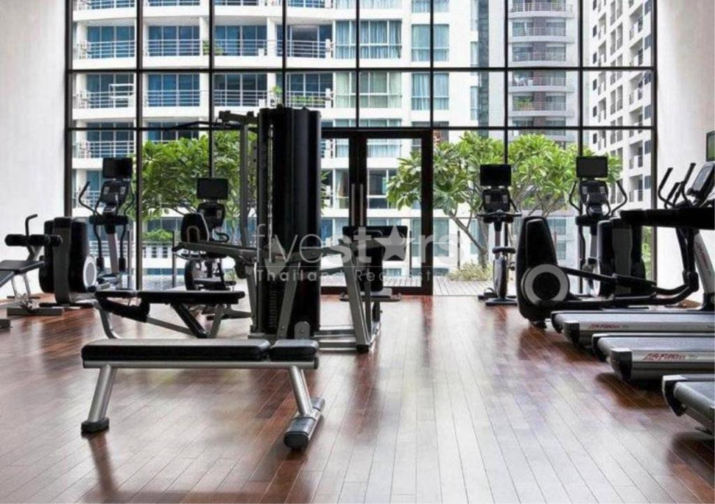 2 bedrooms condo for rent near BTS Ratchadamri, photo 17