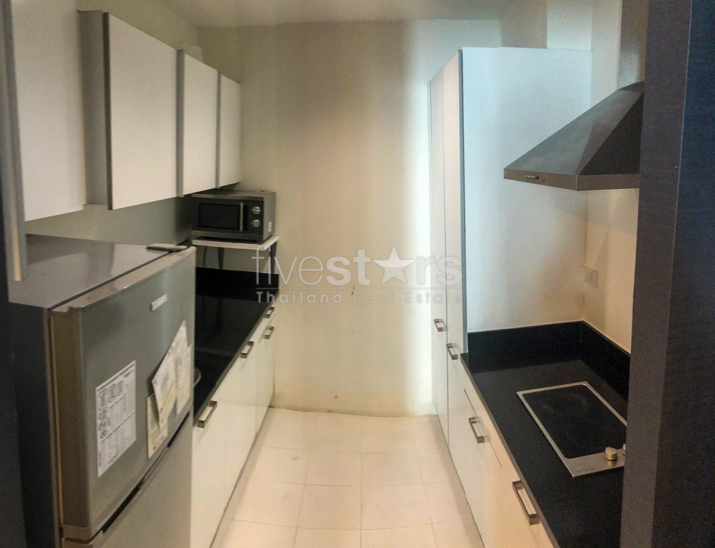 2-bedroom condo for sale close to BTS Ratchadamri, photo 4