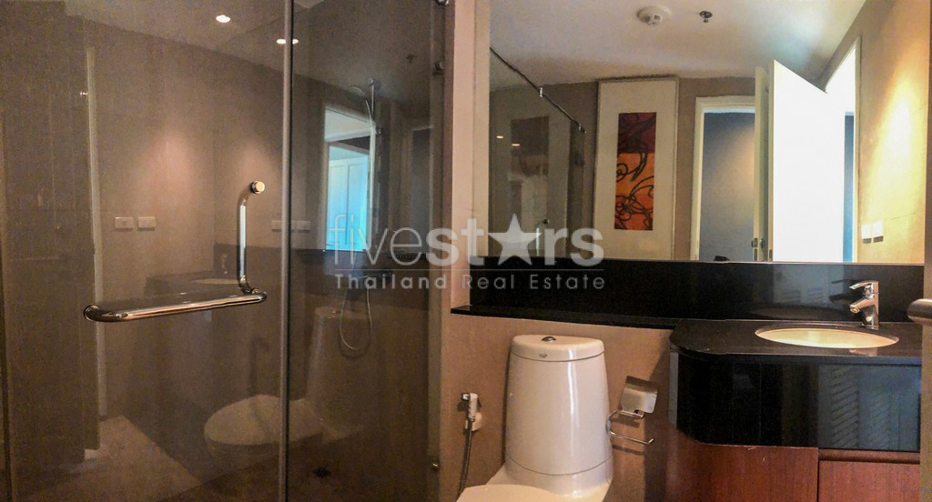 2-bedroom condo for sale close to BTS Ratchadamri, photo 9