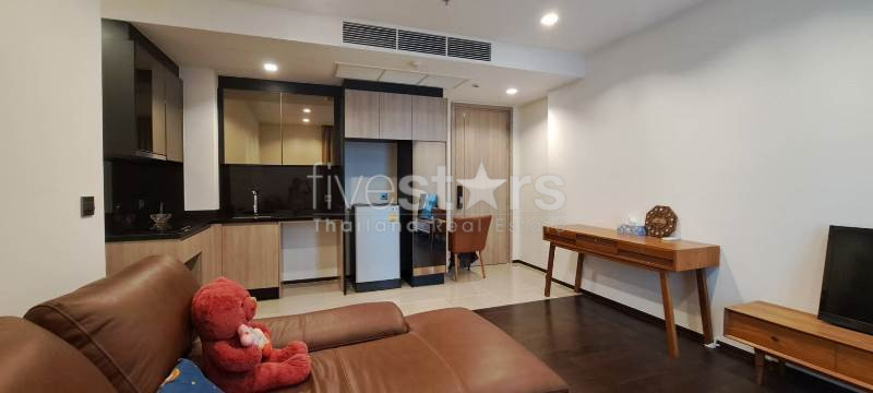 Condo 2 chambres à louer près de la station BTS Ratchathewi