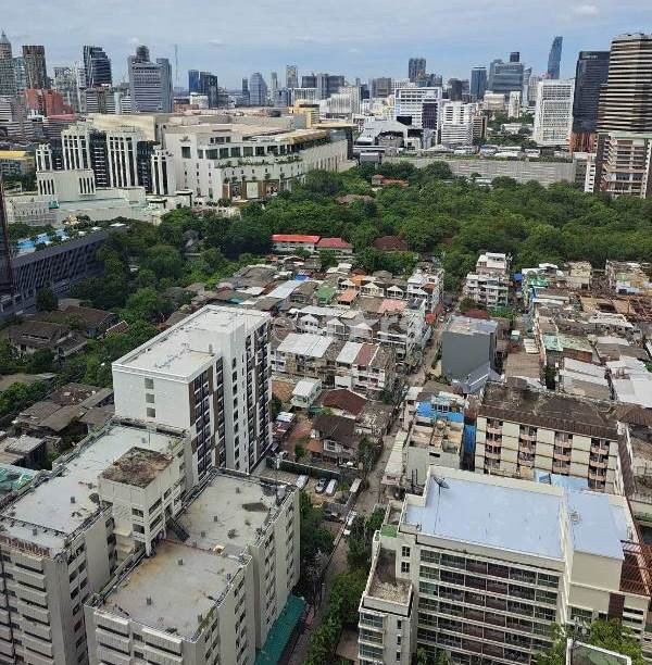 2-bedroom condo for sale close to Ratchathewi BTS station, photo 5