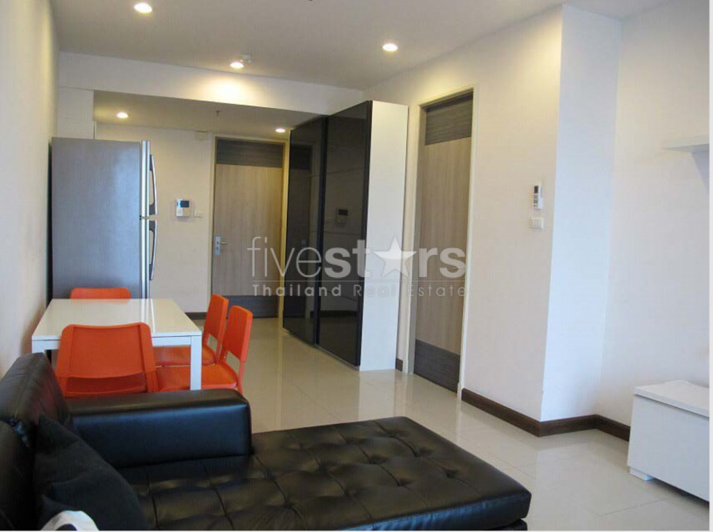 Spacious 1 bedroom for sale in Ratchatewee, photo 3