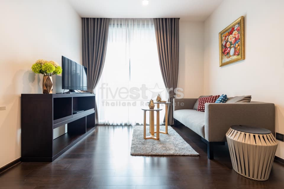 1 bedroom condo for sale in Ratchatewi