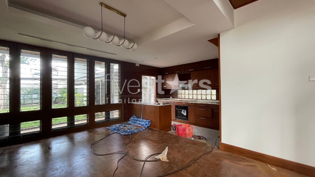 Maison de 3 chambres avec jardin verdoyant à louer sur Ratchawithi – Phaya Thai, photo 6