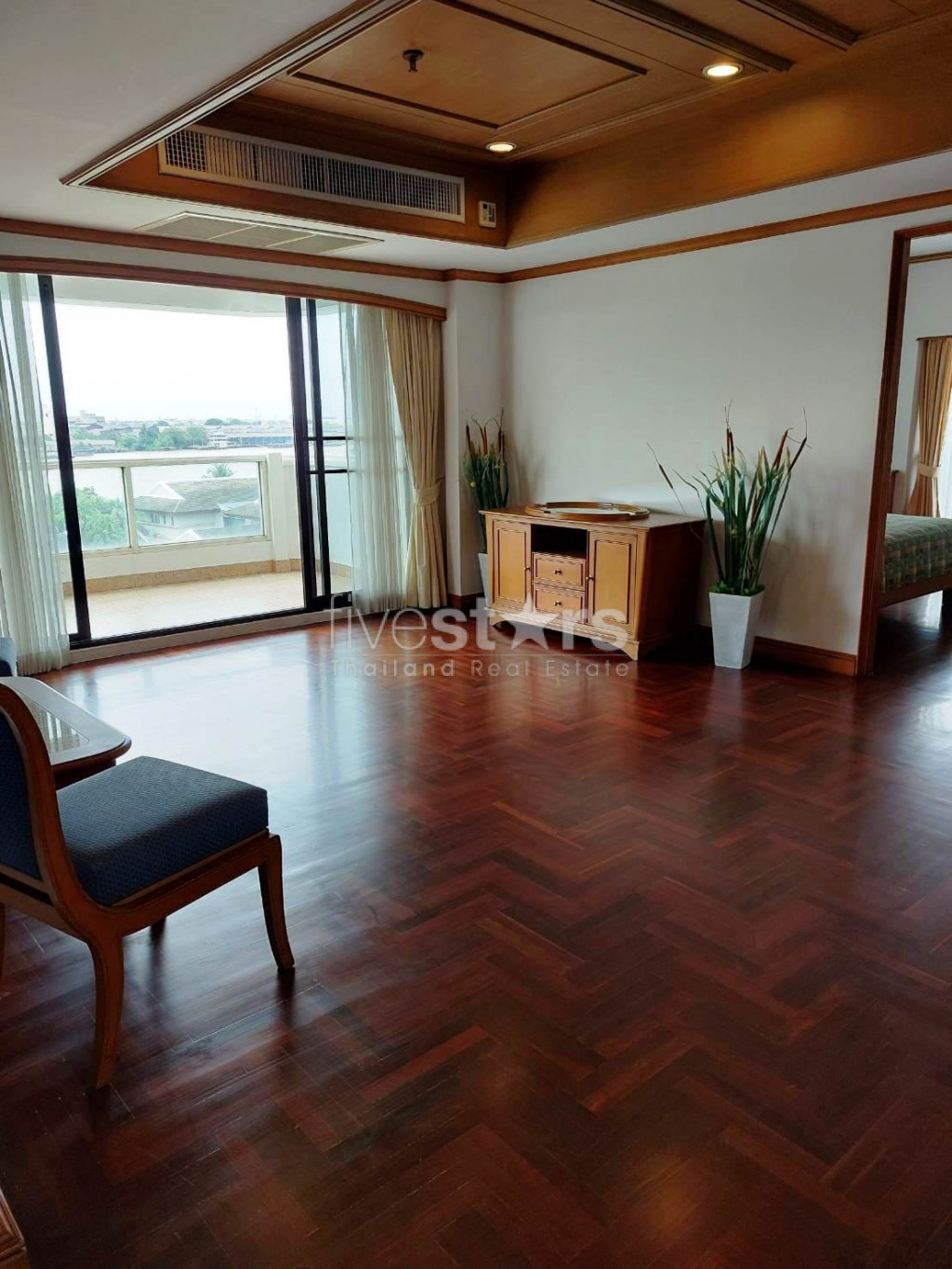 Condo spacieux de 3 chambres à louer à Riverside, photo 4