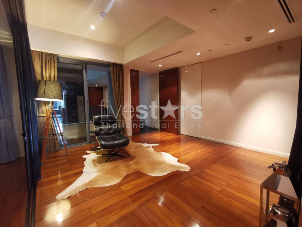 Spacieux condo de 2 chambres à louer sur Rama 3, photo 3