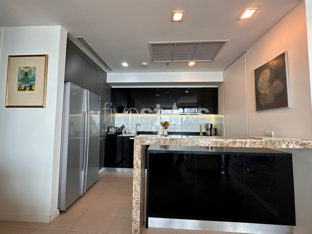3-bedroom modern condo for sale on the Chao Phraya riverside, photo 7