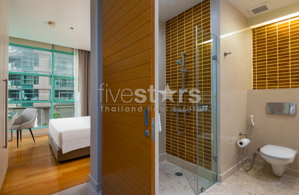 1 CHAMBRE à louer au bord de la rivière à Sathorn, photo 8