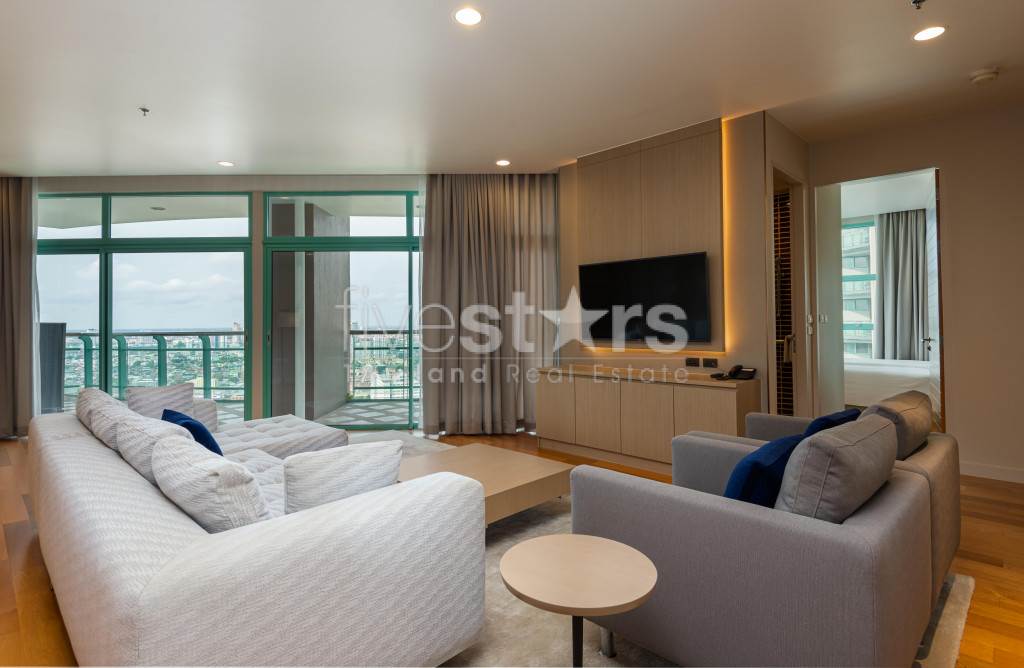 Grand 3 chambres à louer au bord de la rivière sur Sathorn, photo 2