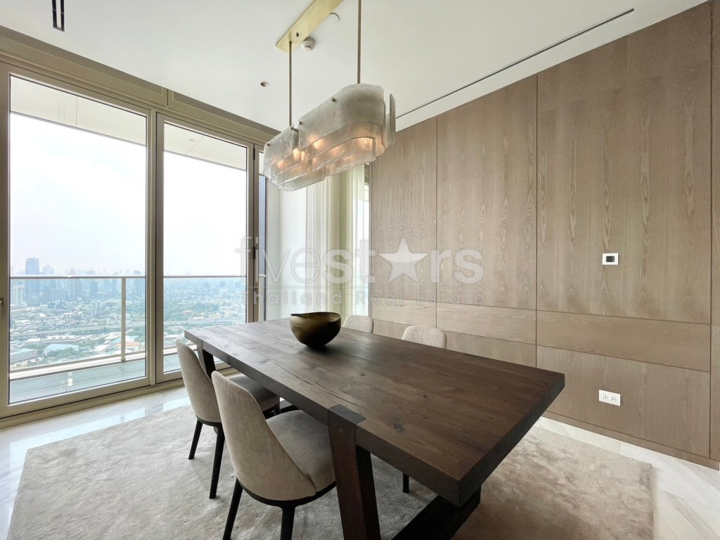 Grand condo de luxe d'une chambre à louer à Four Seasons Private Residence, photo 4