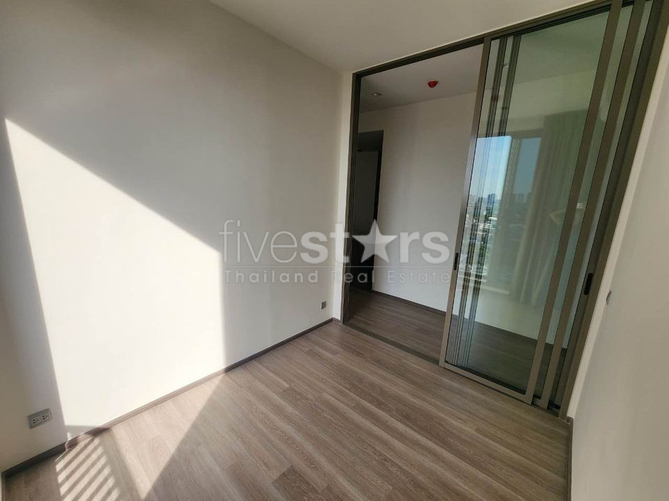 Grand 2 chambres à louer sur Charoenkrung, photo 12