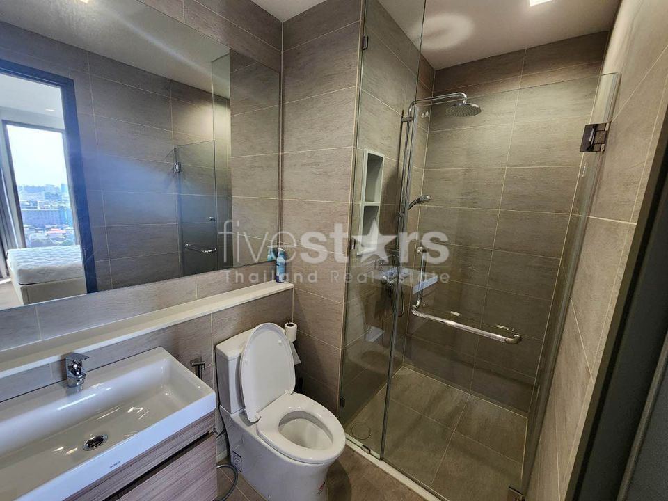 Grand 2 chambres à louer sur Charoenkrung, photo 18