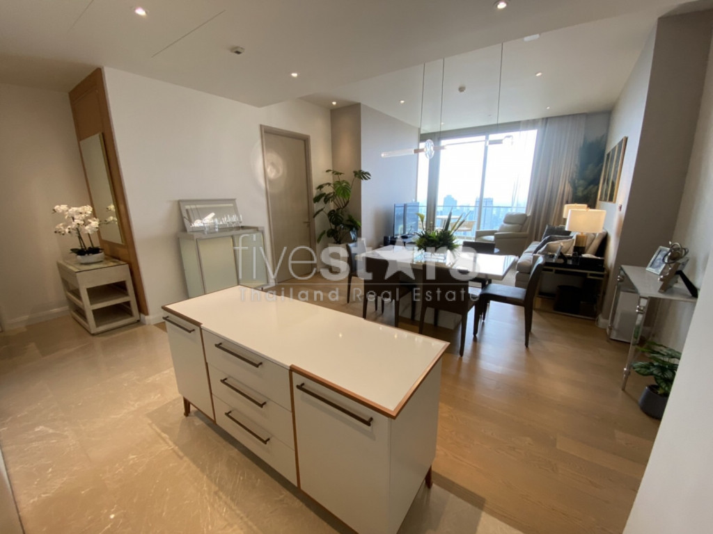 Condo de 3 chambres en étage élevé à louer au bord de la rivière Bangkok, photo 3