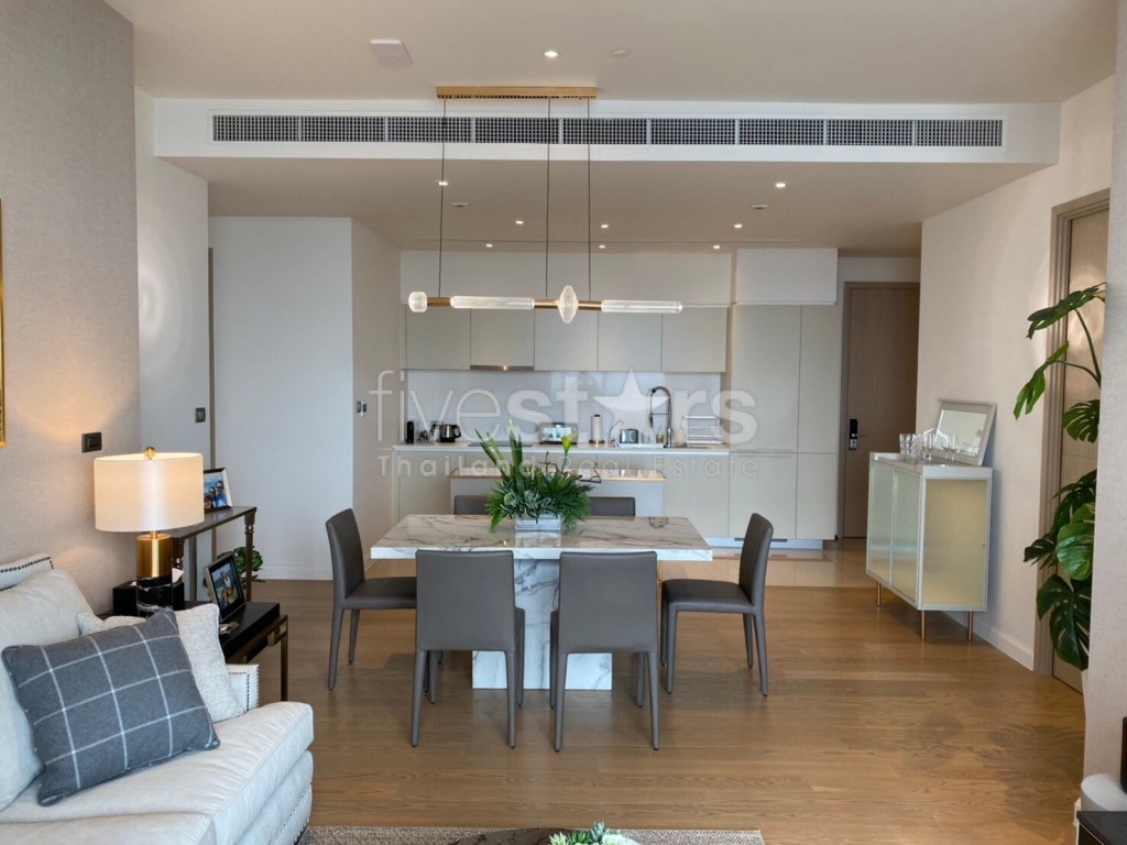 Condo de 3 chambres en étage élevé à louer au bord de la rivière Bangkok, photo 8