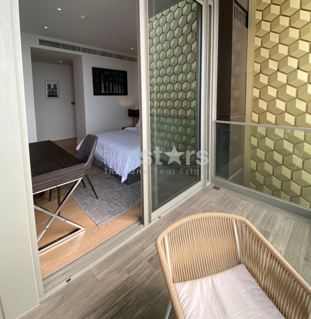 Condo de 3 chambres en étage élevé à louer au bord de la rivière Bangkok, photo 11