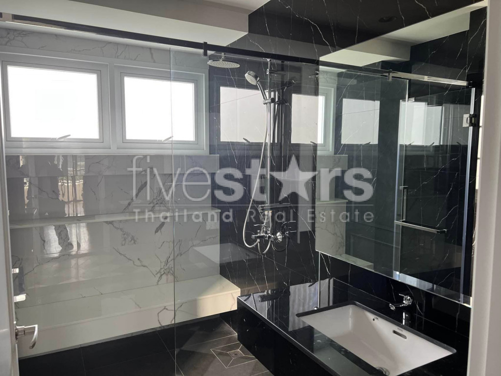 Luxury townhome  for sale on Rama3, photo 11