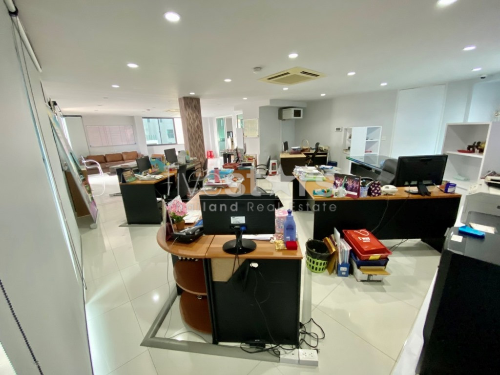 Bureau à domicile de 4,5 étages à louer sur Rama 3, photo 15