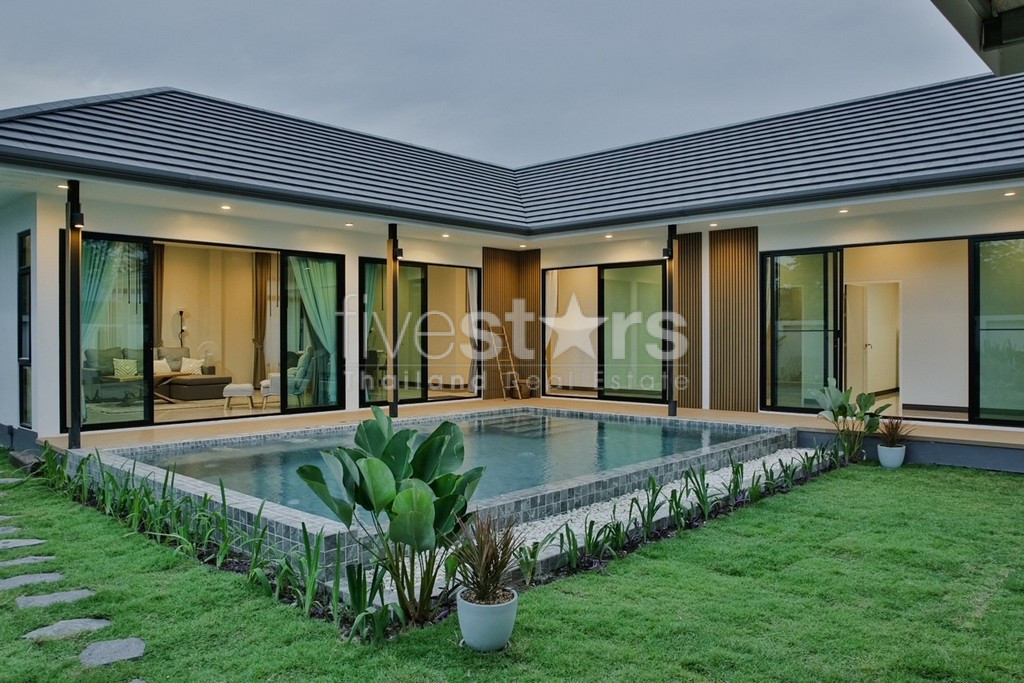 3-bedroom pool villa for sale on Bang Kachao Island