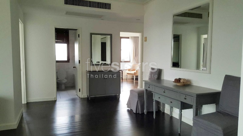 3 bedrooms condominium for rent on Chao Praya riverside, photo 3