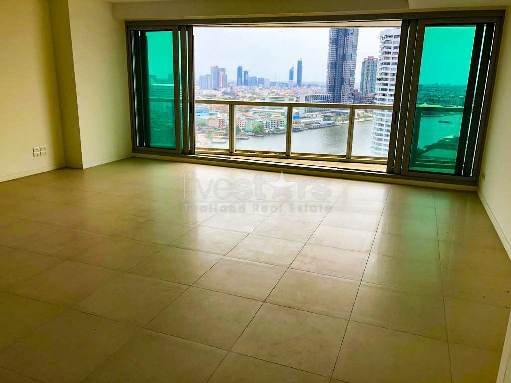 3-bedroom condo with breathtaking river views close to BTS Saphan Taksin, photo 7