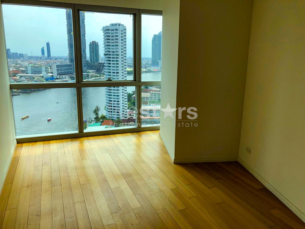 3-bedroom condo with breathtaking river views close to BTS Saphan Taksin, photo 14