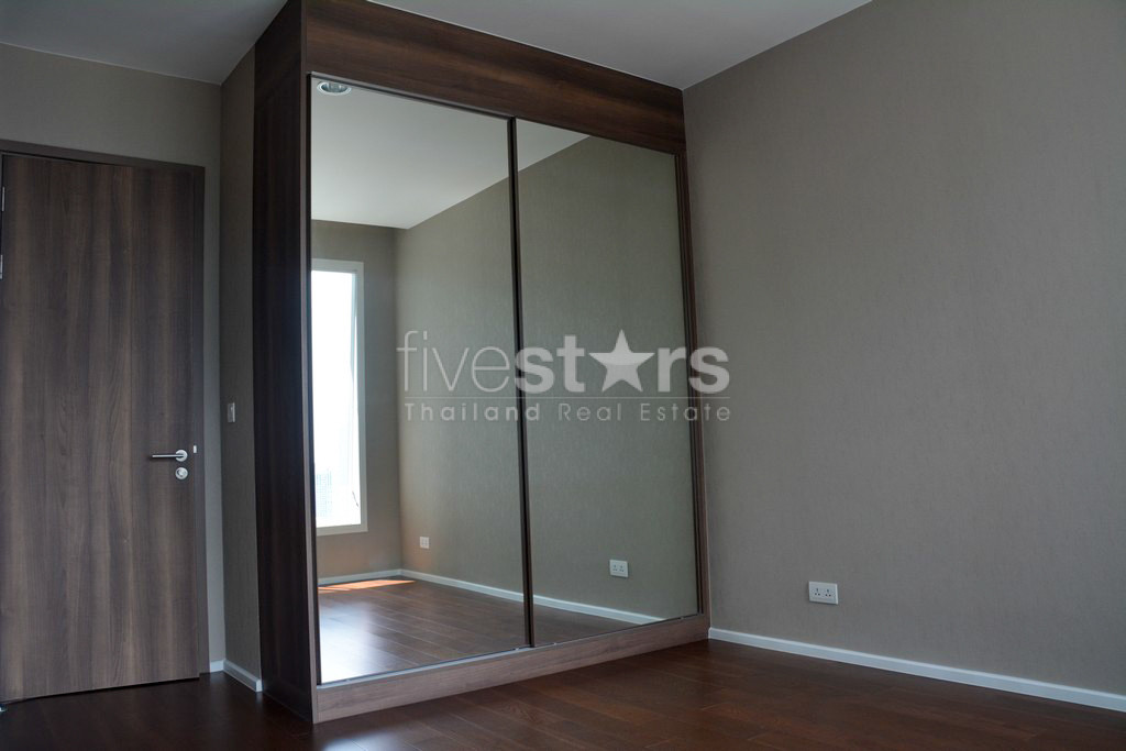 3 bedroom condo for sale view Chao Phraya River, photo 15