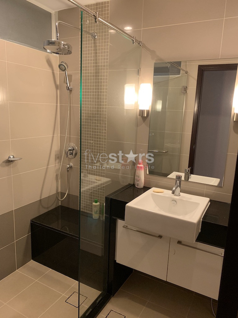 Condo de 3 chambres à vendre avec vue sur la rivière Chao Phraya, photo 8