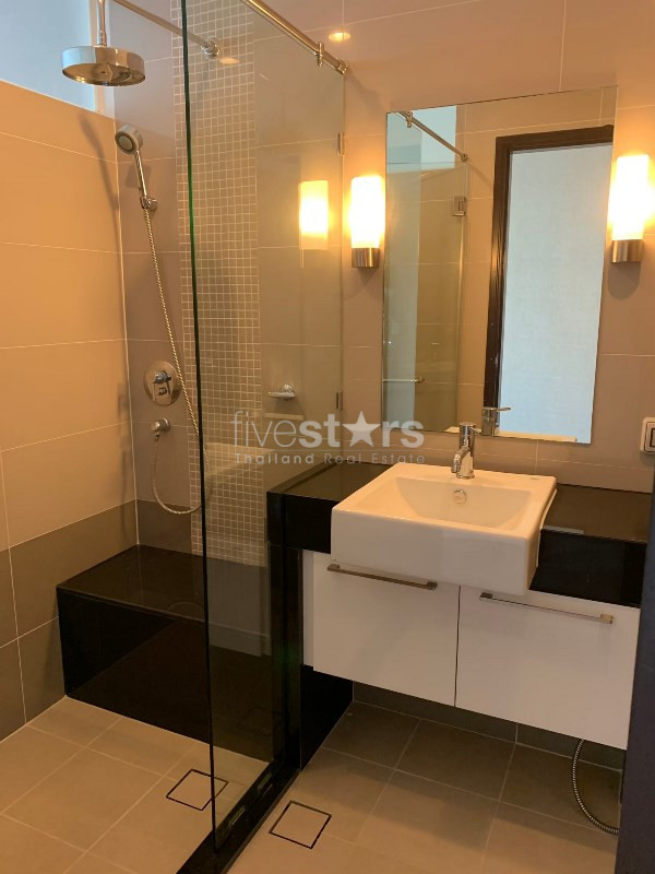 Condo de 3 chambres à vendre vue sur la rivière Chao Phraya, photo 8