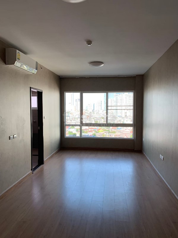 Condo de 3 chambres à vendre vue sur la rivière Chao Phraya, photo 4