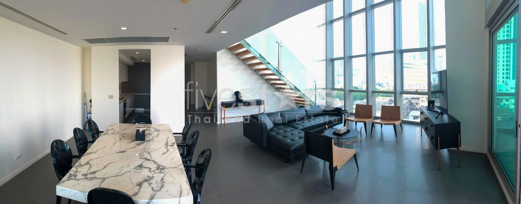 Duplex de standing avec 4 chambres à vendre en bord de fleuve, photo 5