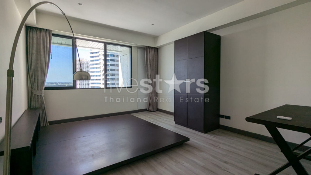 Grand Appartement de 3 Chambres, superbe vue à Rama 3, photo 13