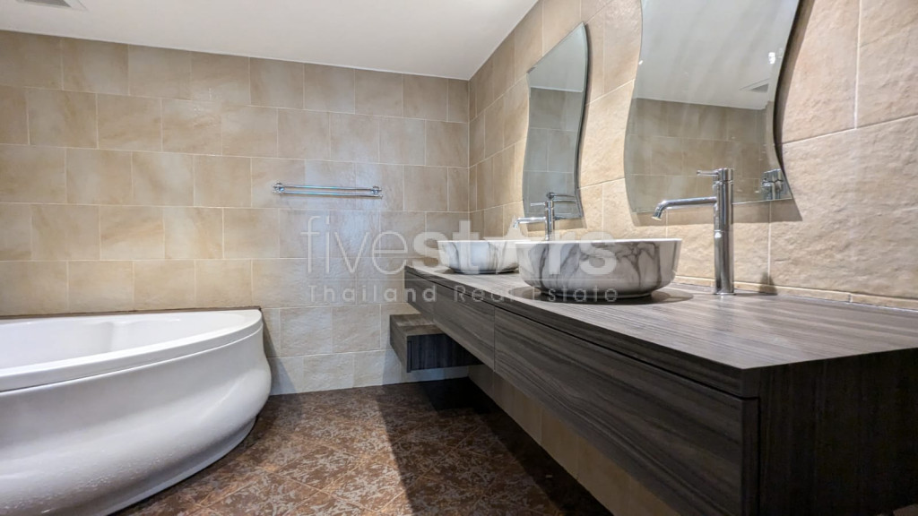 Grand Appartement de 3 Chambres, superbe vue à Rama 3, photo 16