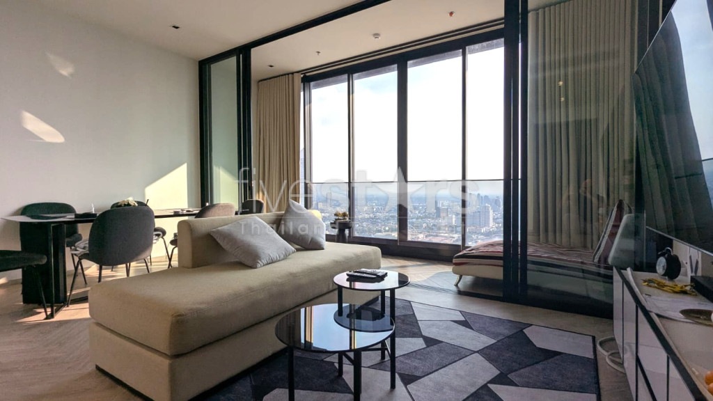Appartement de 2 chambres à louer à Riverside, vue splendide Chao Phraya