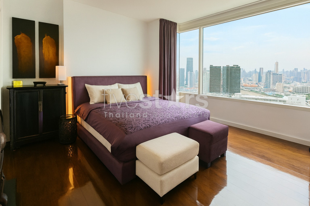 Appartement spacieux de 2 chambres à vendre en bord de fleuve Chao Phraya