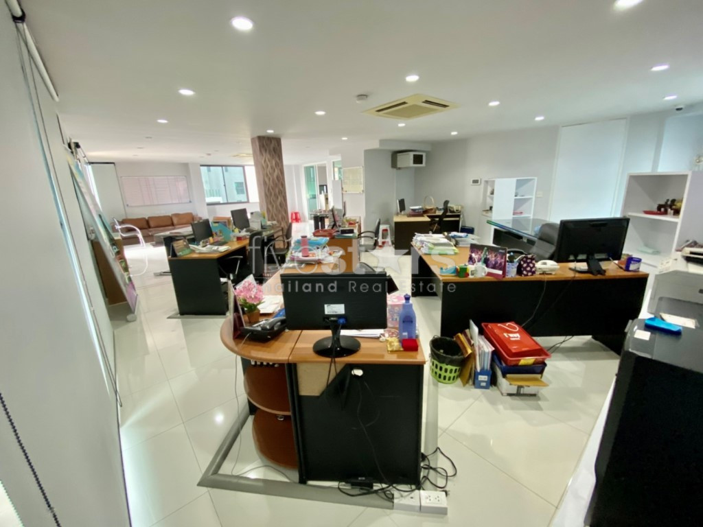 4.5-storey home office for sale on Rama 3, photo 6