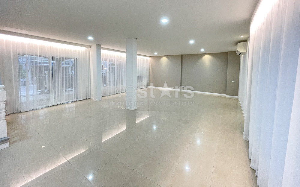 Maison de ville moderne récemment rénovée de 5 chambres à louer sur Rama 3, photo 6