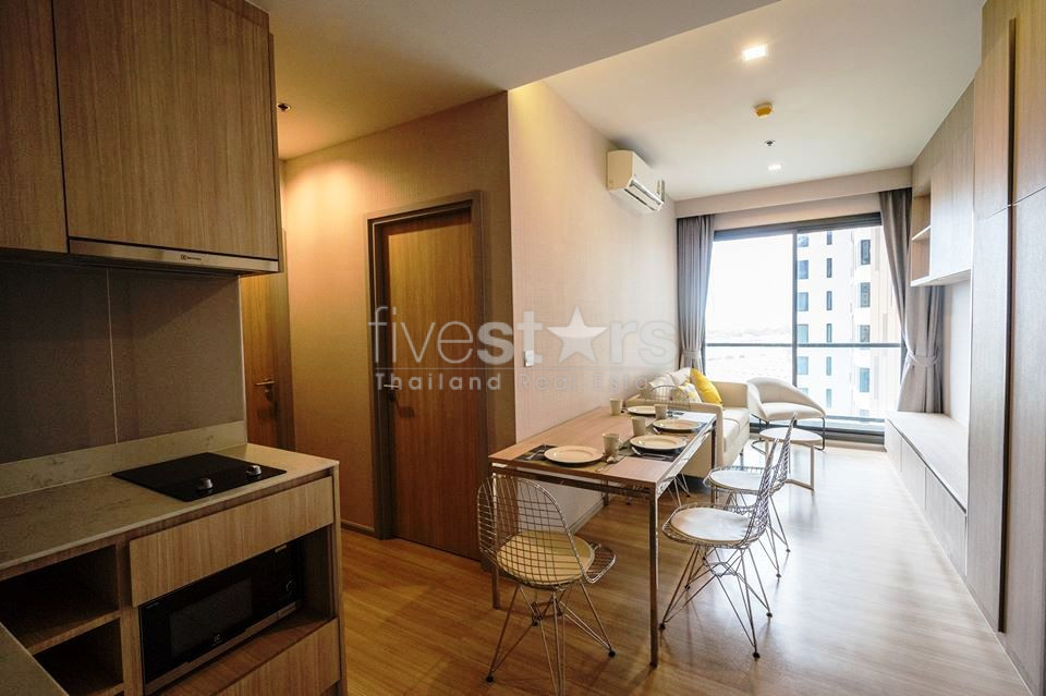 2 bedrooms condo for sale near BTS Saphan Kwai and Mochit, photo 2