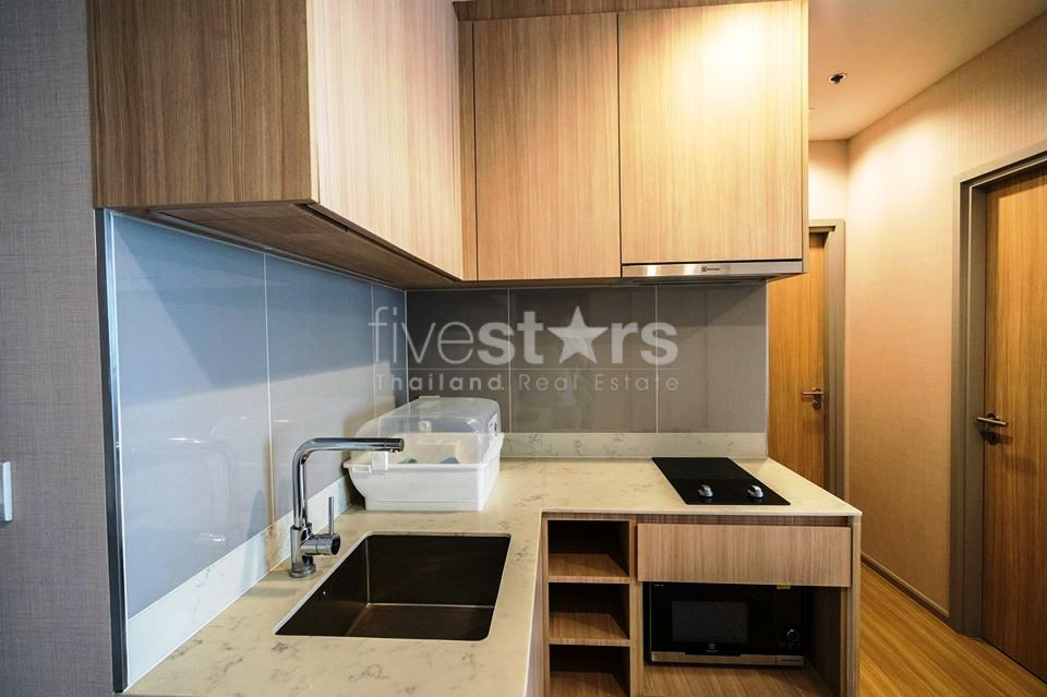 2 bedrooms condo for sale near BTS Saphan Kwai and Mochit, photo 7