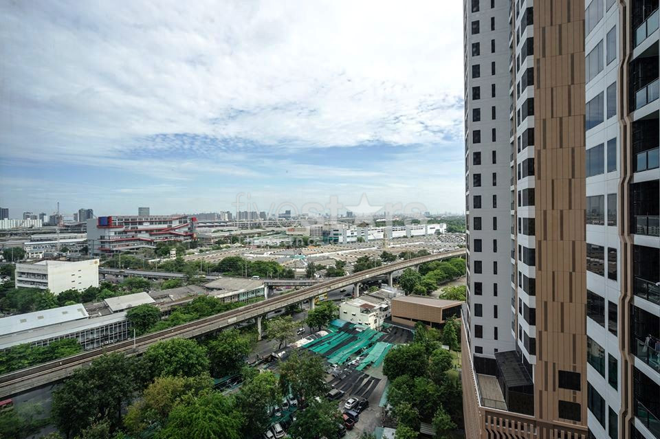 2 bedrooms condo for sale near BTS Saphan Kwai and Mochit, photo 13