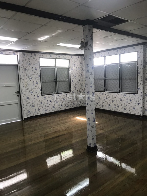 Land with 2 house for sale in Sathorn area, photo 11