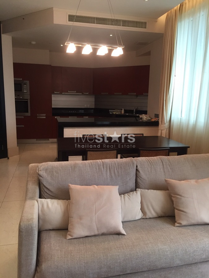 2 Bedrooms condo for rent close to BTS Chongnonsi, photo 2